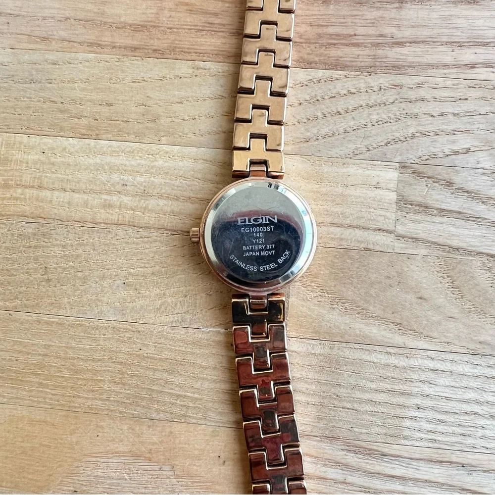 Elgin ladies rose gold tone crystal dress Watch NEW BATTERY